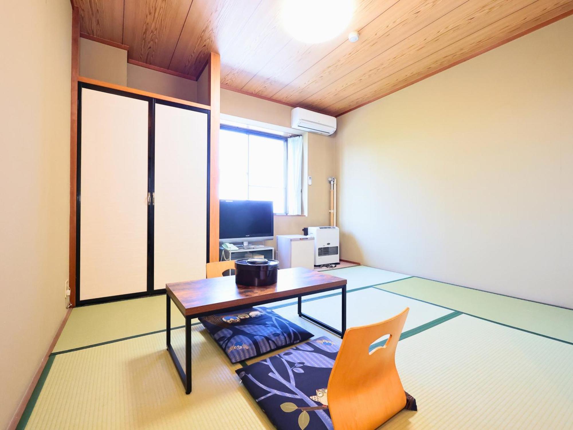 Oyado Hachibei Hotel Takayama  Exterior photo